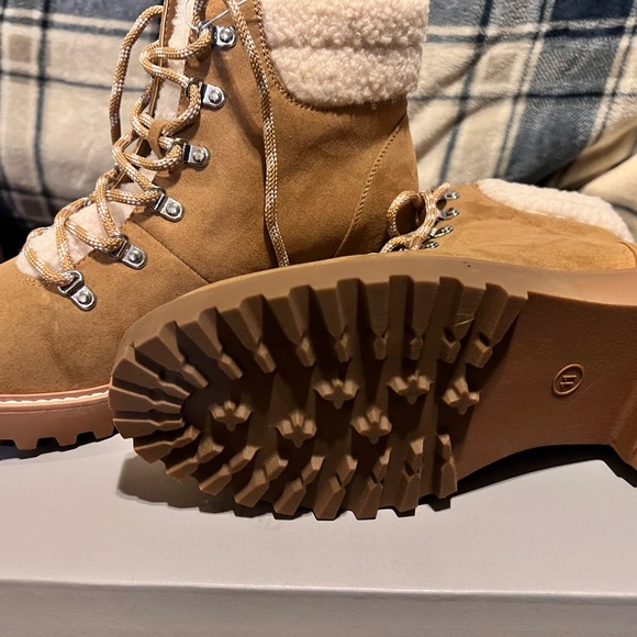 For sale 2 boots for $60 Ralph lauren - Picture 5 of 6